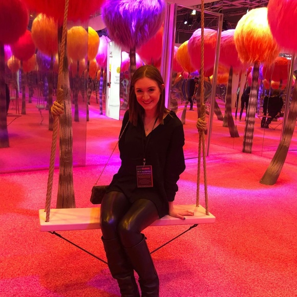 Meet your Posher, Marlee - Picture 3 of 3